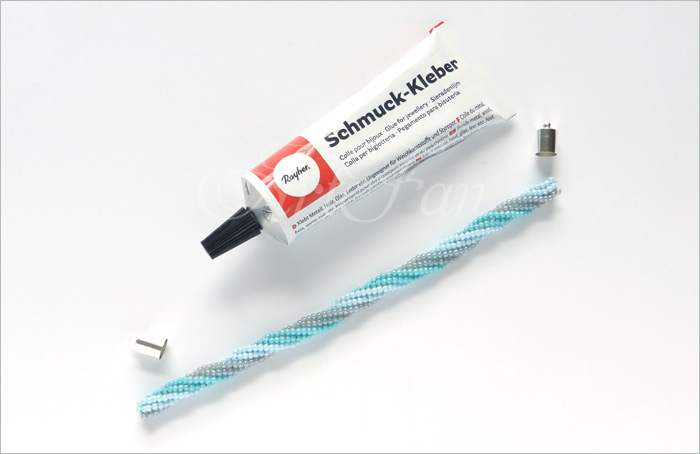 Przyklejanie końcówek